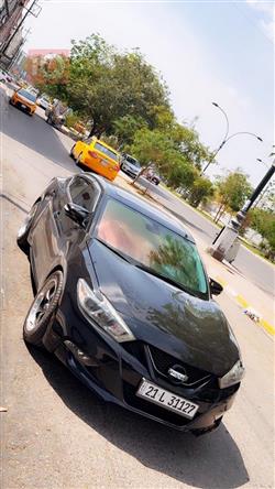Nissan Maxima